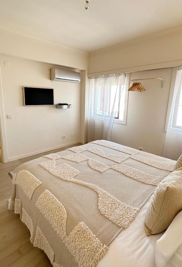 Апартаменти Groovy Caparica Gem With Large Sunny Terrace Кошта-да-Капаріка Екстер'єр фото